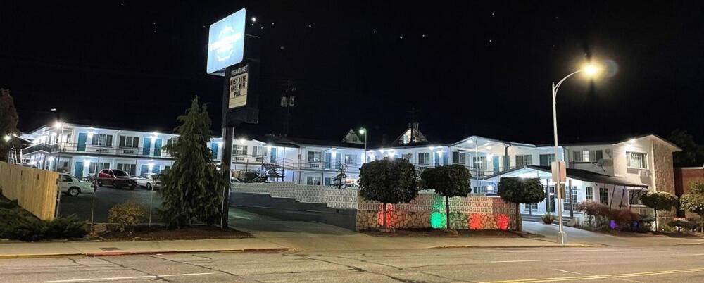 Downtown Inn Уэнатчи Экстерьер фото